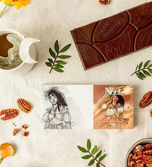 Tablette Nout chocolat noir 71% pur origine Cameroun avec noix de pécans caramélisées vegan et sans gluten réalisé par Végéta'Ly